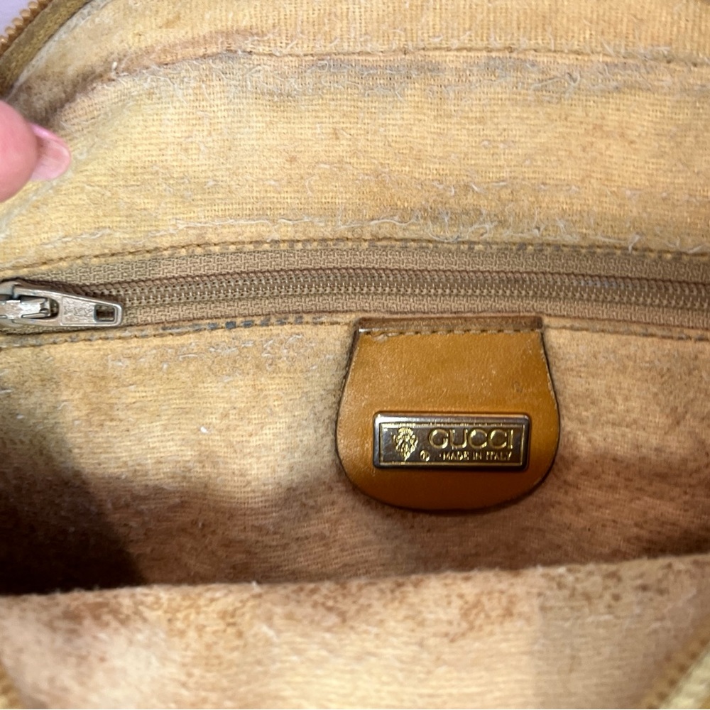 GUCCI Vintage Micro GG Supreme shoulder bag, good condition. lovely, subtle look - Picture 8 of 16